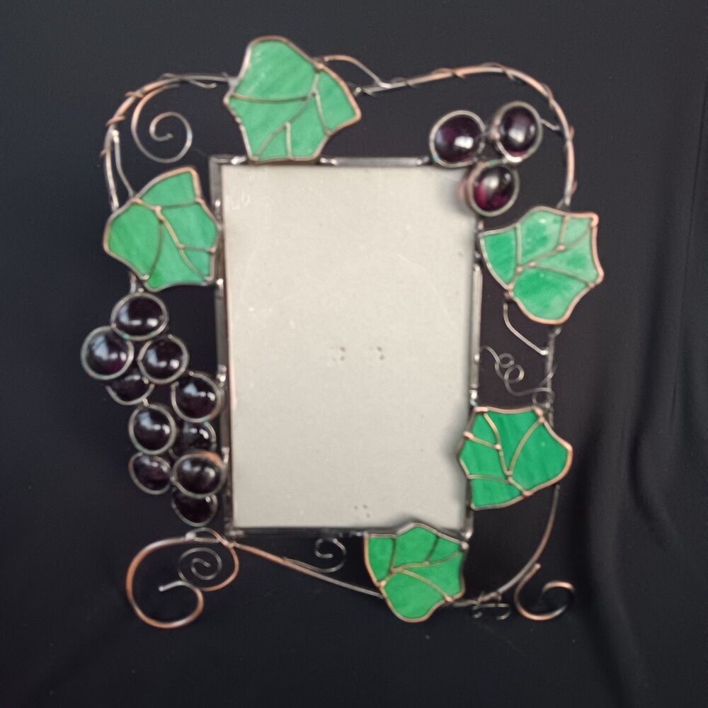 Stained Glass Picture Frame Grapes and Leaves Holds  4 X 6 Photo Leaded